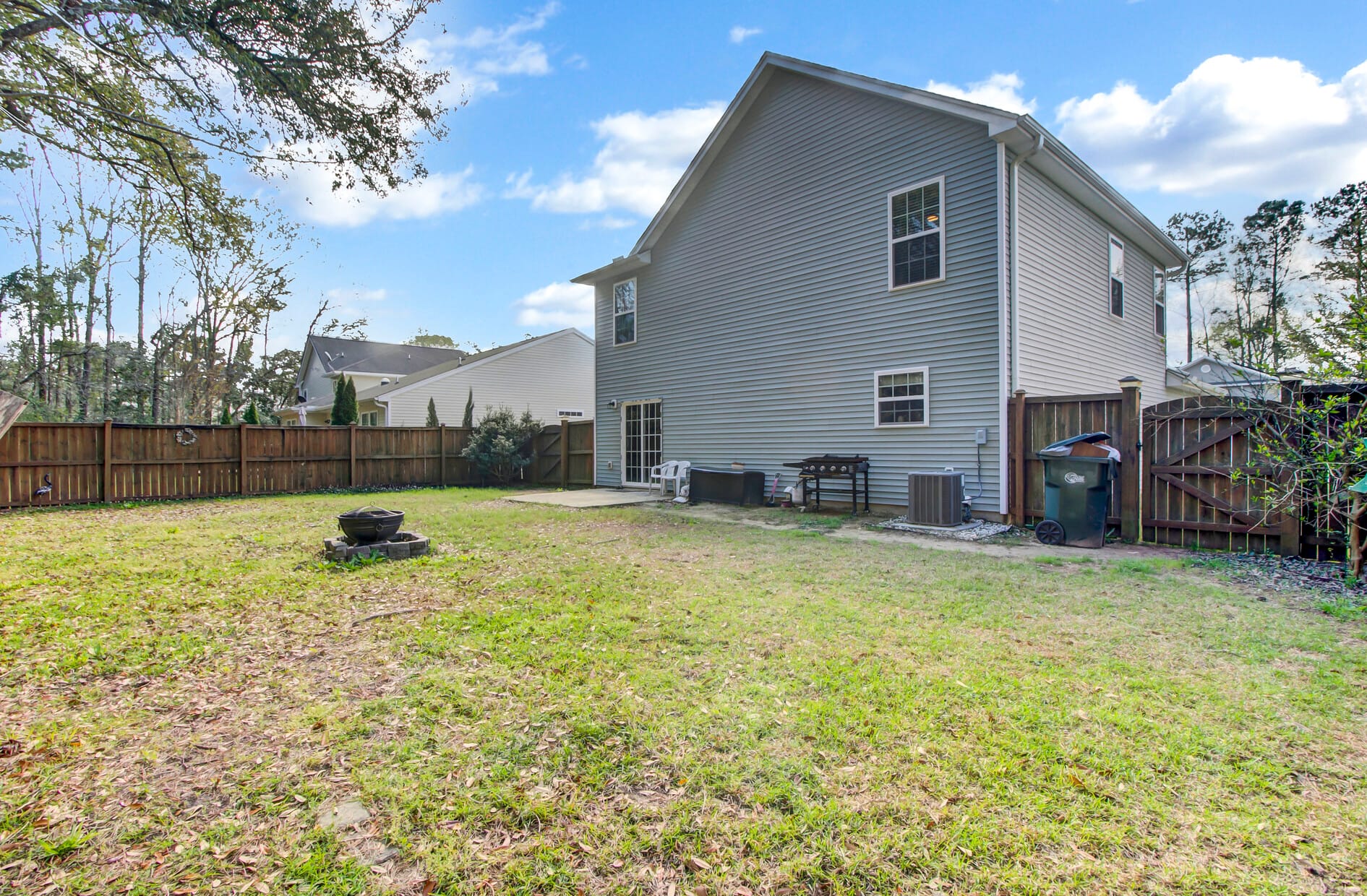 Trusted Real Estate Agent in Summerville | Holli Reese